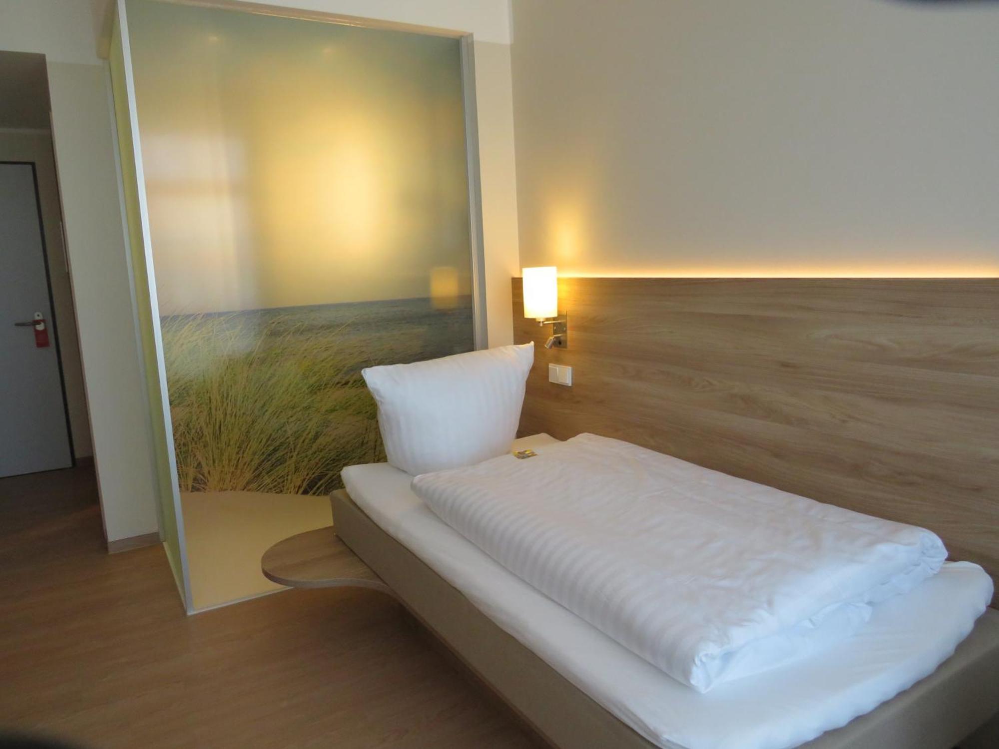 באד ננדורף Dlrg Tagungszentrum Hotel Delphin מראה חיצוני תמונה